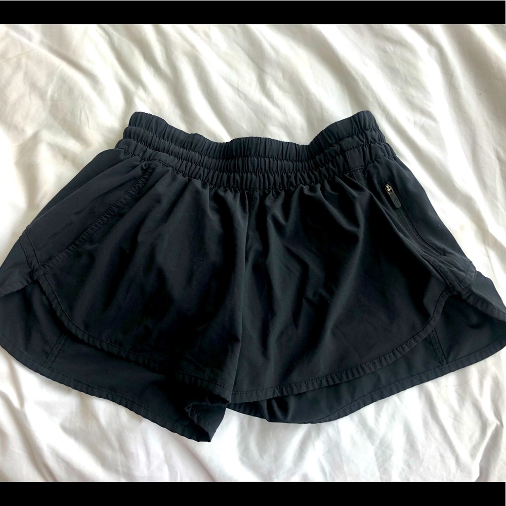 Lululemon Tracker Running shorts
